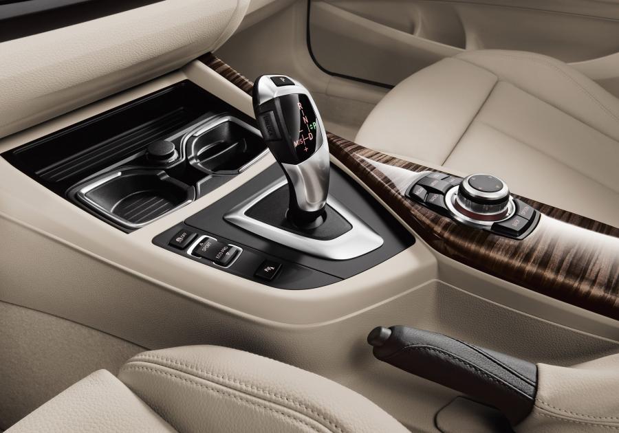  BMW M135i 3-Door 2012 года  (фото 12 из 183)